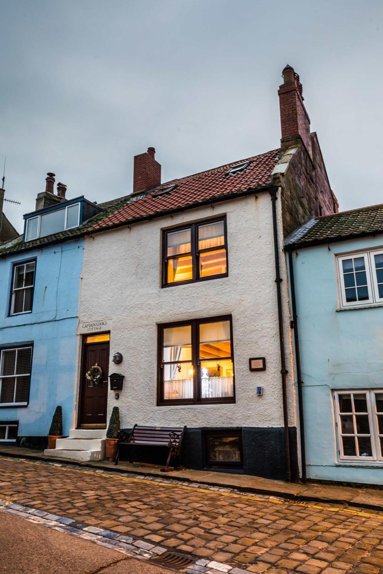 Letaway - Captain Cook's Cottage, Holiday home
